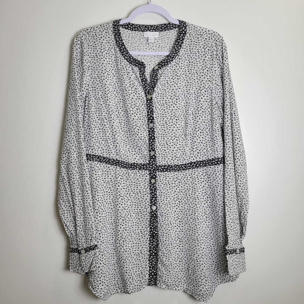 J.Jill Ditsy Floral Artsy Boho Round Neck Black‎ White Blouse XS